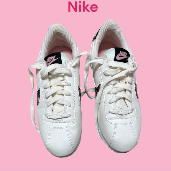 ꧁Rare Nike Cortez  girls size 6 women’s size 6 1/2-7.5. ꧂ MSRP $125 - Picture 1 of 5